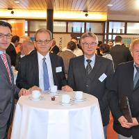 Patrick e Rolf Germann (periti esaminatori UPSA), Heinz Borel (direttore di KSU-A-Technik) e Paul Güdel (già membro del comitato tecnico per impianti elettrici dei motori)